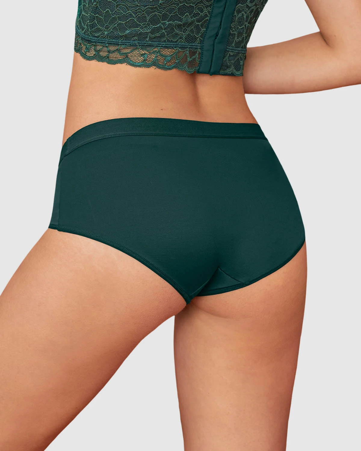 Semi Low-Rise Smooth Hiphugger Knicker 3 Semi Low-Rise Smooth Hiphugger Knicker