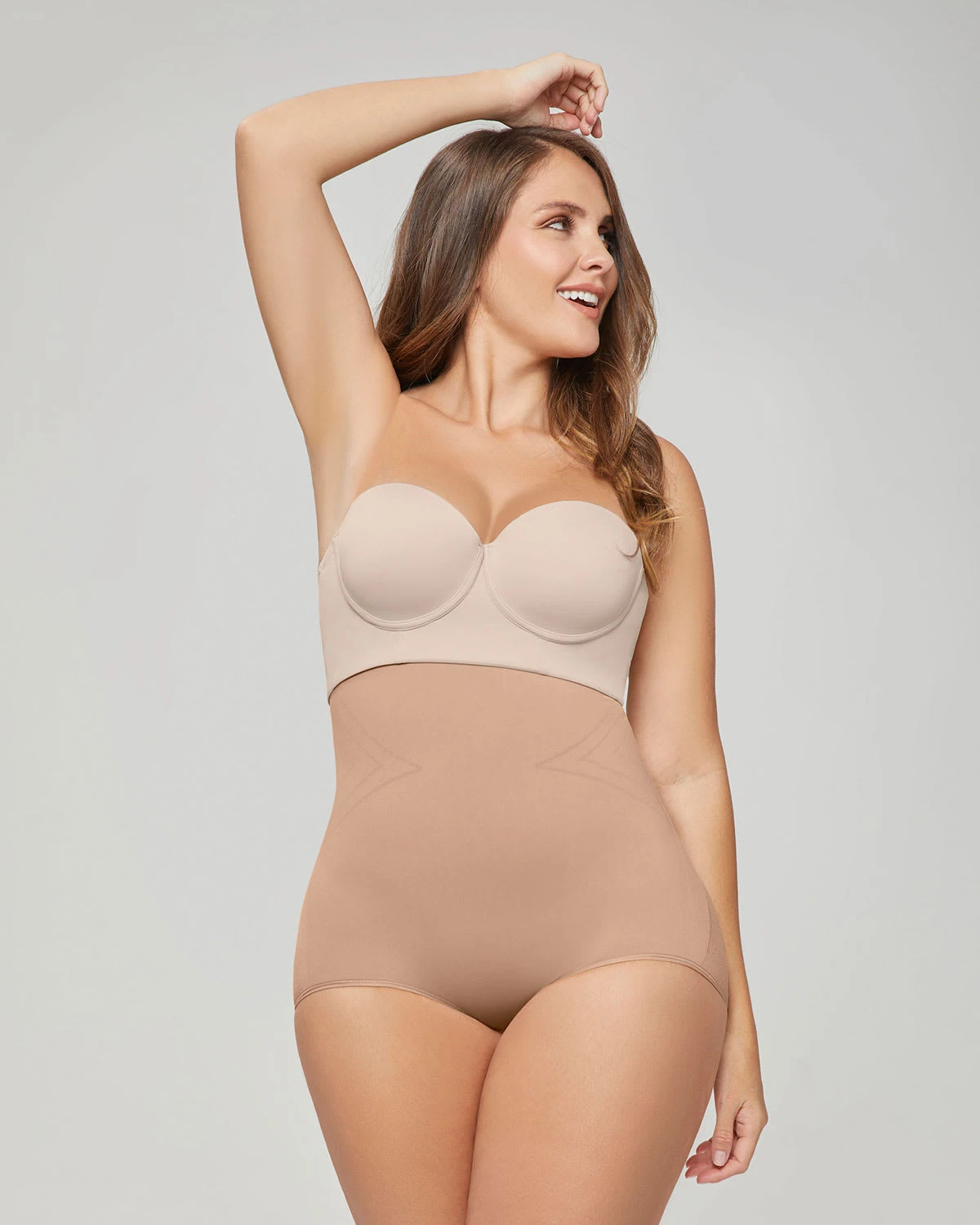 Invisible Strapless Classic Body Shaper 12 Invisible Strapless Classic Body Shaper - Image 10