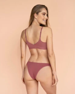 Full Coverage Pullover Bra With Removable Contour Padding 36 Full Coverage Pullover Bra With Removable Contour Padding -Leonisa Sale Store 091030 221 1200X1500 4