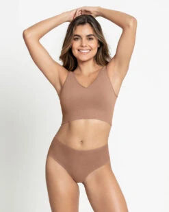 High-Tech Seamless Mid-Rise Cheeky Knicker 33 High-Tech Seamless Mid-Rise Cheeky Knicker -Leonisa Sale Store 092030 857 1200X1500 4