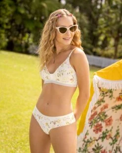 2-Pack Super-Soft Low-Rise Cheeky Knickers -Leonisa Sale Store 12989X2 S06 1200X1500 5