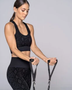 Reversible High-tech Seamless Sports Bra -Leonisa Sale Store 195369 701 1200X1500 3