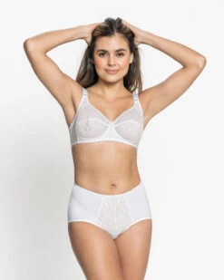 Wireless Comfy Control Bra In Lace 22 Wireless Comfy Control Bra In Lace -Leonisa Sale Store 71223 000 1200x1500 2023 3