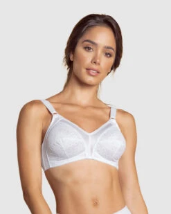 Full Coverage Bra In Lace With Smooth Control -Leonisa Sale Store 71239 000 1200x1500 2021 1